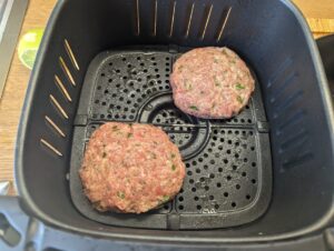 Συνταγή για μπιφτέκια στο air fryer