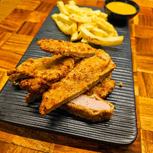 Χοιρινό σνίτσελ στο air fryer