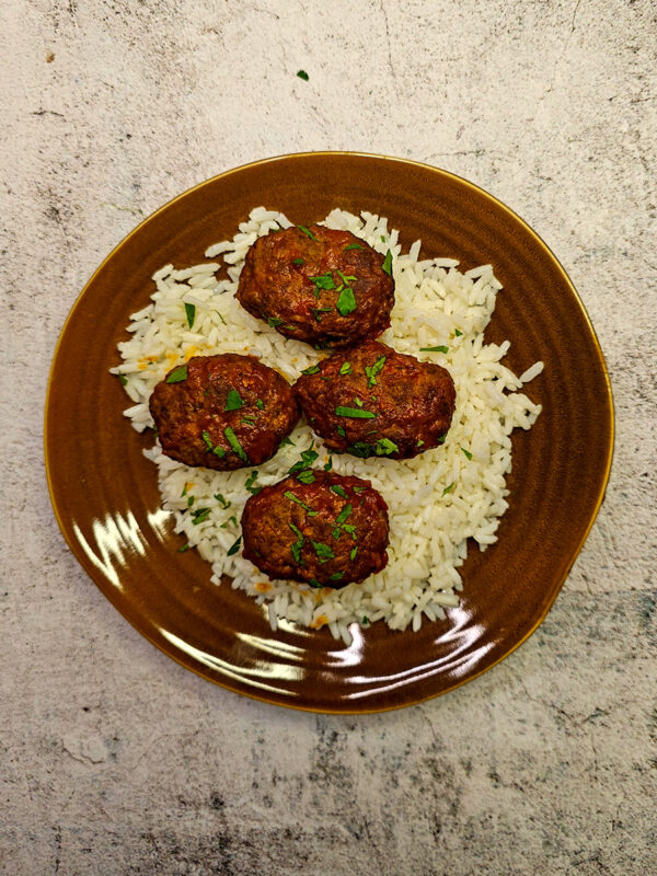 Σουτζουκάκια με σάλτσα στο air fryer